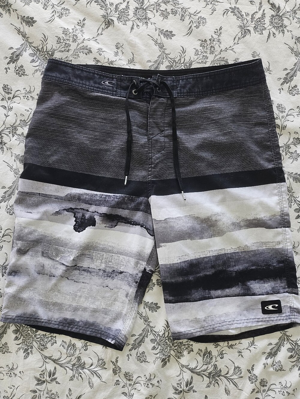 O'Neill Men's Black and Gray Striped Water-Ready Boardshorts